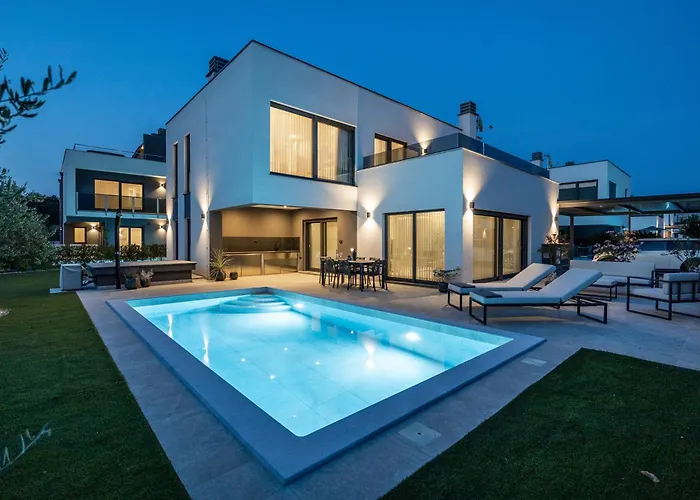 Вілла Murallo Пула